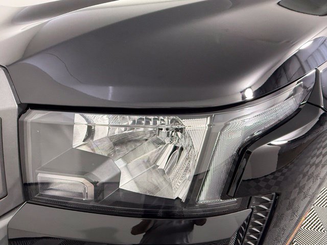 Used 2025 Nissan Frontier SV RWD image 19
