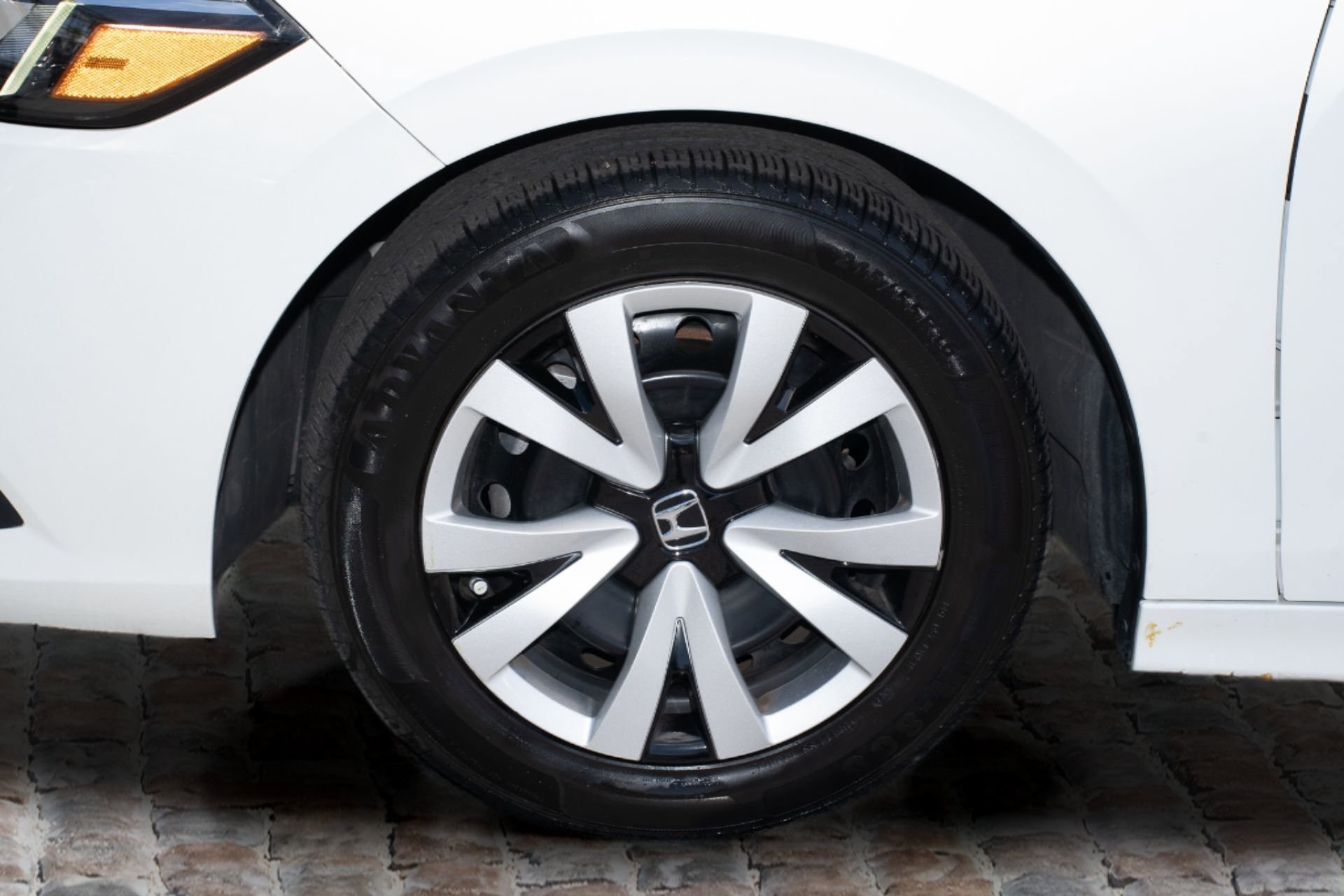 Certified 2022 Honda Civic LX image 39