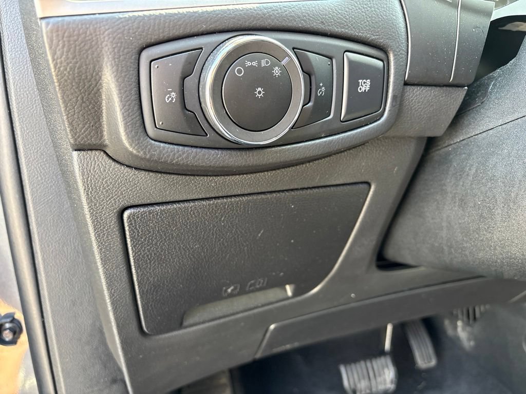Used 2024 Ford Edge SEL AWD/4WD image 14