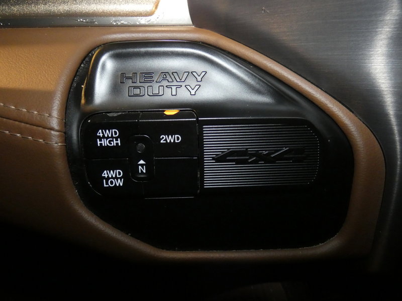 Used 2024 RAM 2500 Limited w/ Safety Group image 21