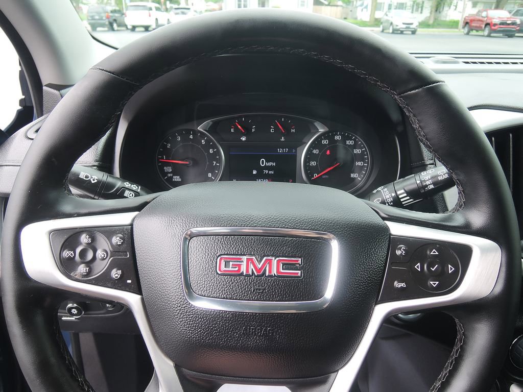 Used 2024 GMC Terrain SLT w/ Elevation Edition FWD image 13