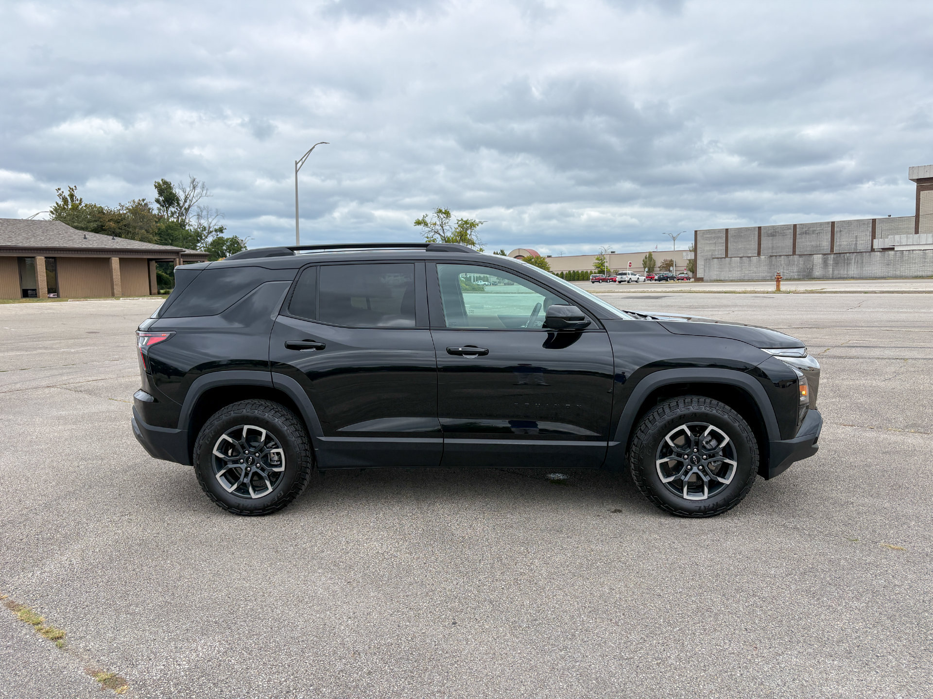 Used 2026 Chevrolet Equinox ACTIV AWD/4WD image 13