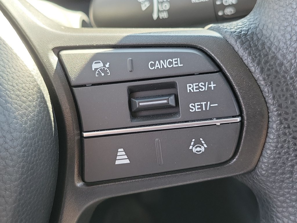 Used 2027 Honda HR-V LX image 24