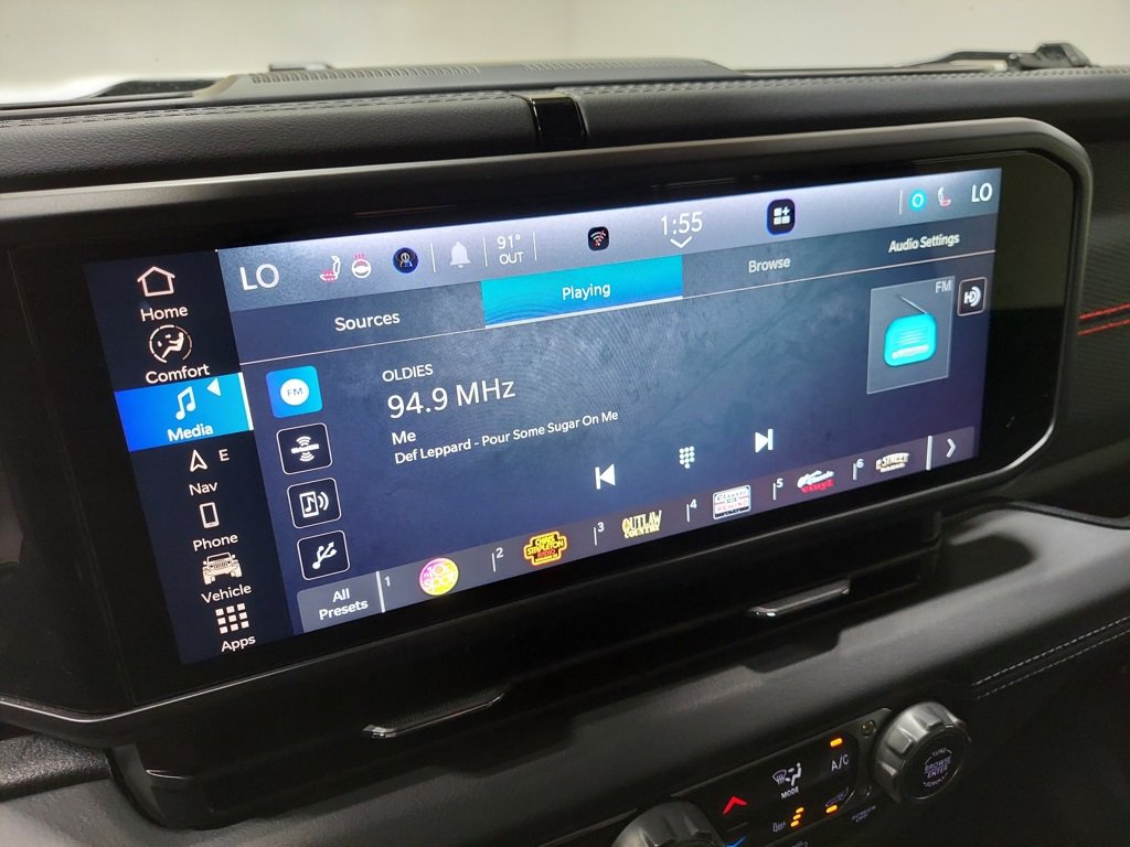 Used 2024 Jeep Wrangler Unlimited Rubicon image 38