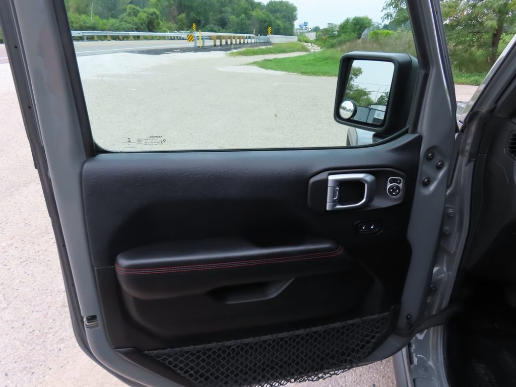 Certified 2018 Jeep Wrangler Unlimited Rubicon AWD/4WD image 24