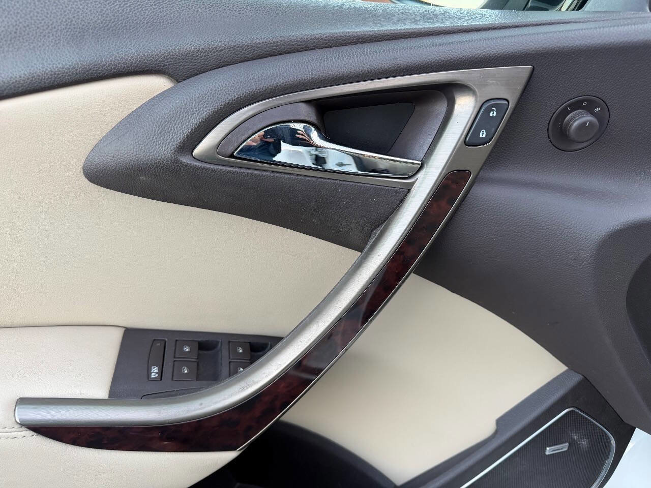 Used 2014 Buick Verano Leather image 11