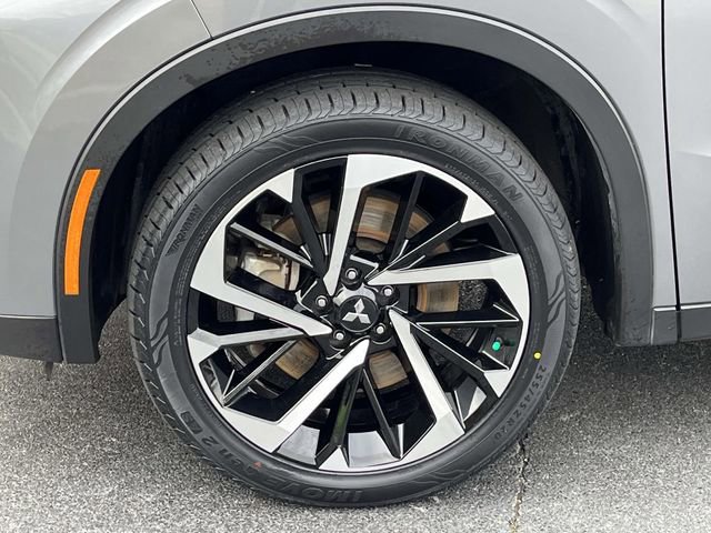 Used 2024 Mitsubishi Outlander SE image 11