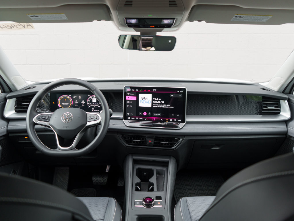 New 2026 Volkswagen Tiguan SE AWD/4WD image 8