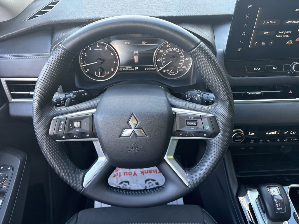Used 2025 Mitsubishi Outlander SE AWD/4WD image 16