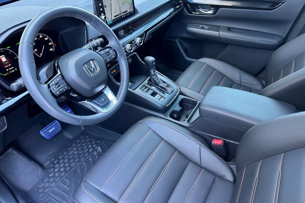 Used 2023 Honda CR-V Sport Touring image 12