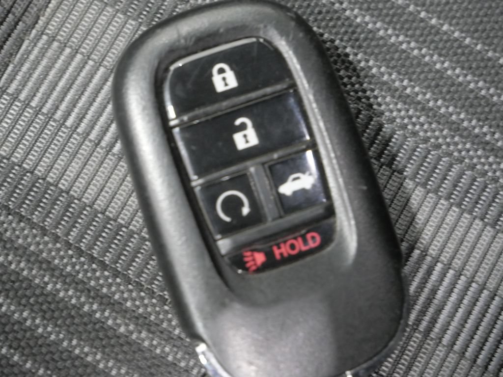 Used 2025 Honda Civic Sport image 26