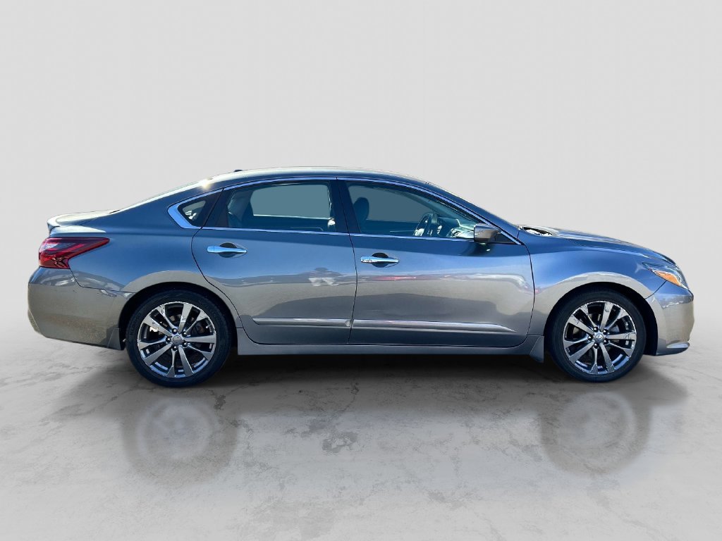 Used 2018 Nissan Altima 2.5 SR w/ SR Special Edition FWD image 6