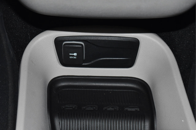 Certified 2024 Chrysler Pacifica Touring-L FWD image 14