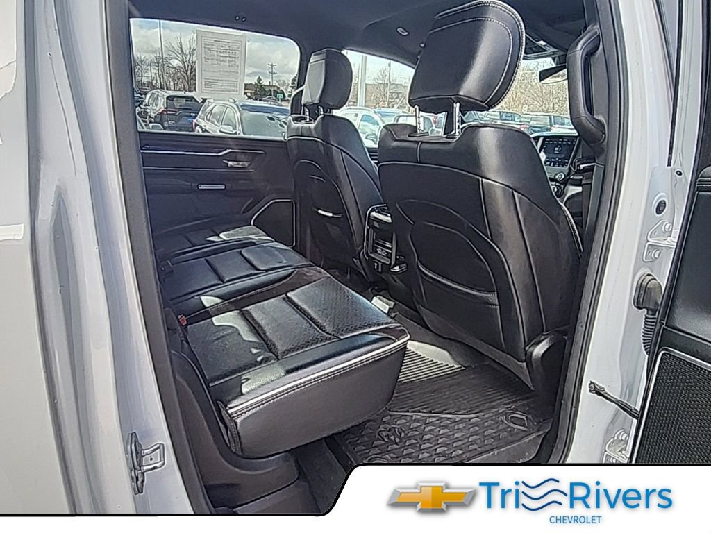 Used 2021 RAM 1500 Laramie w/ Sport Appearance Package AWD/4WD image 14