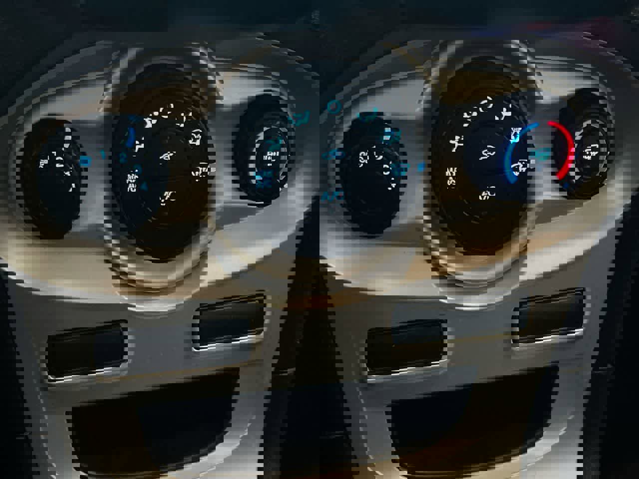 Used 2019 Ford Fiesta SE image 18