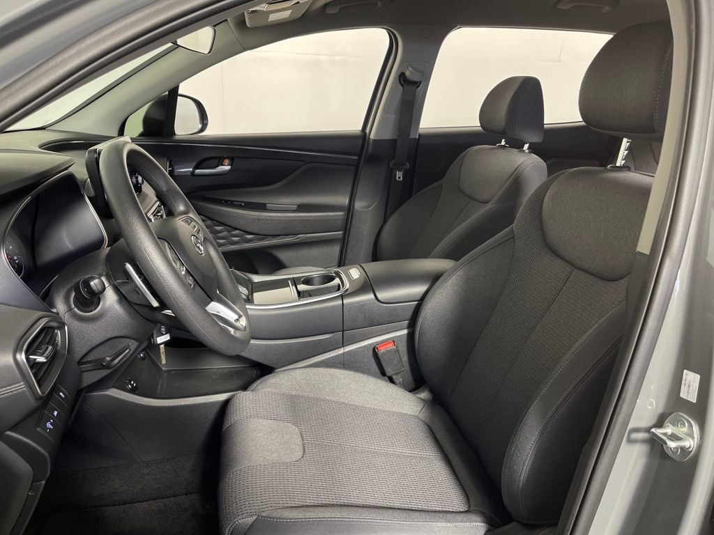 Used 2023 Hyundai Santa Fe SE image 12