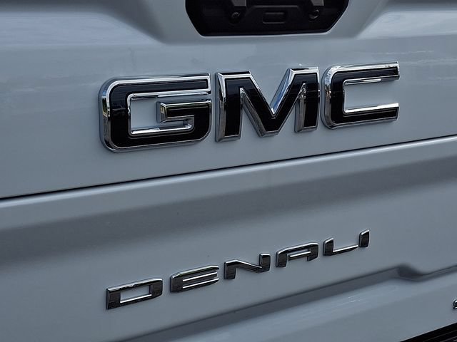 New 2026 GMC Sierra 3500 Denali Ultimate AWD/4WD image 18