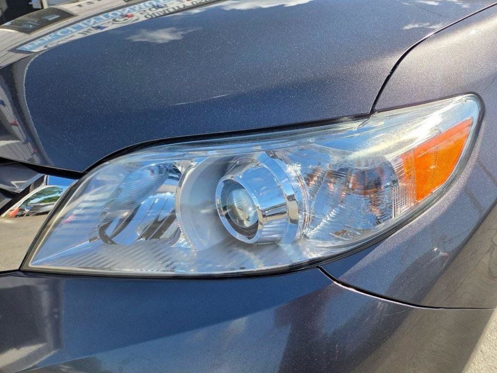 Used 2017 Toyota Sienna XLE w/ XLE Navigation Package AWD/4WD image 35