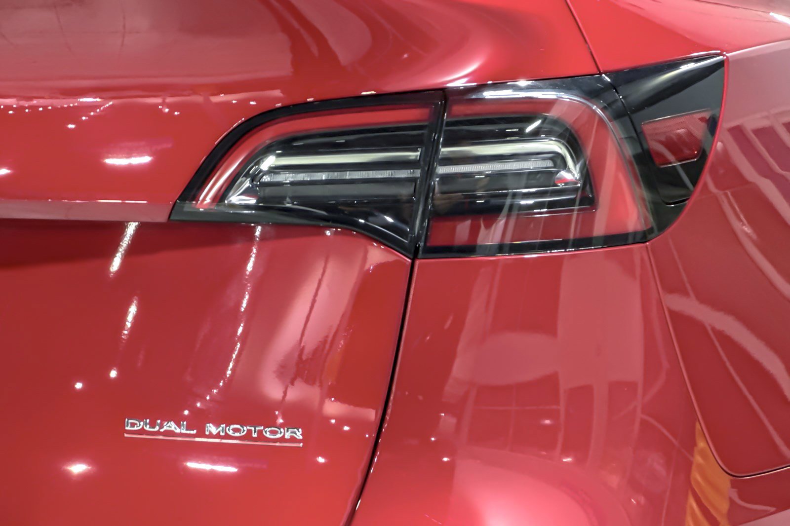 Used 2021 Tesla Model Y Performance image 12