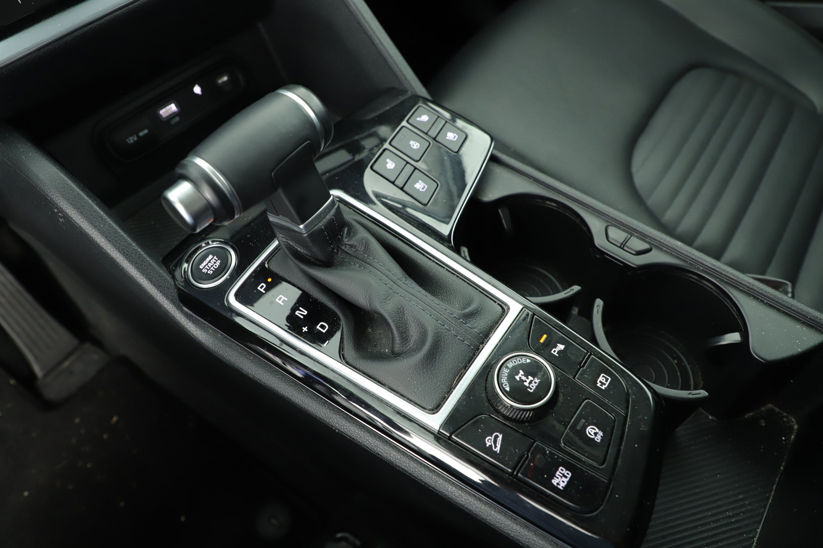 Used 2023 Kia Sportage SX image 12