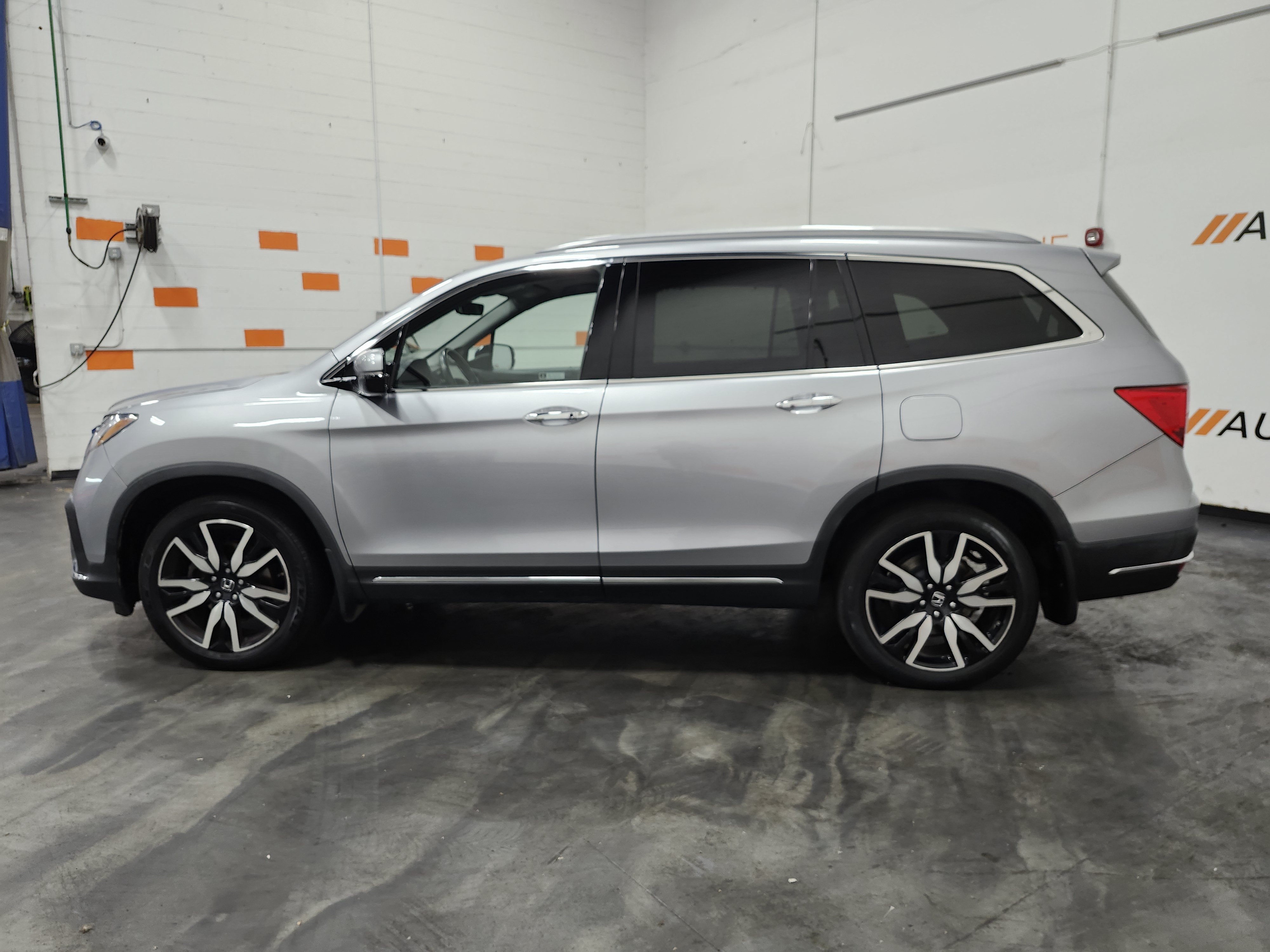 Used 2021 Honda Pilot Touring image 16