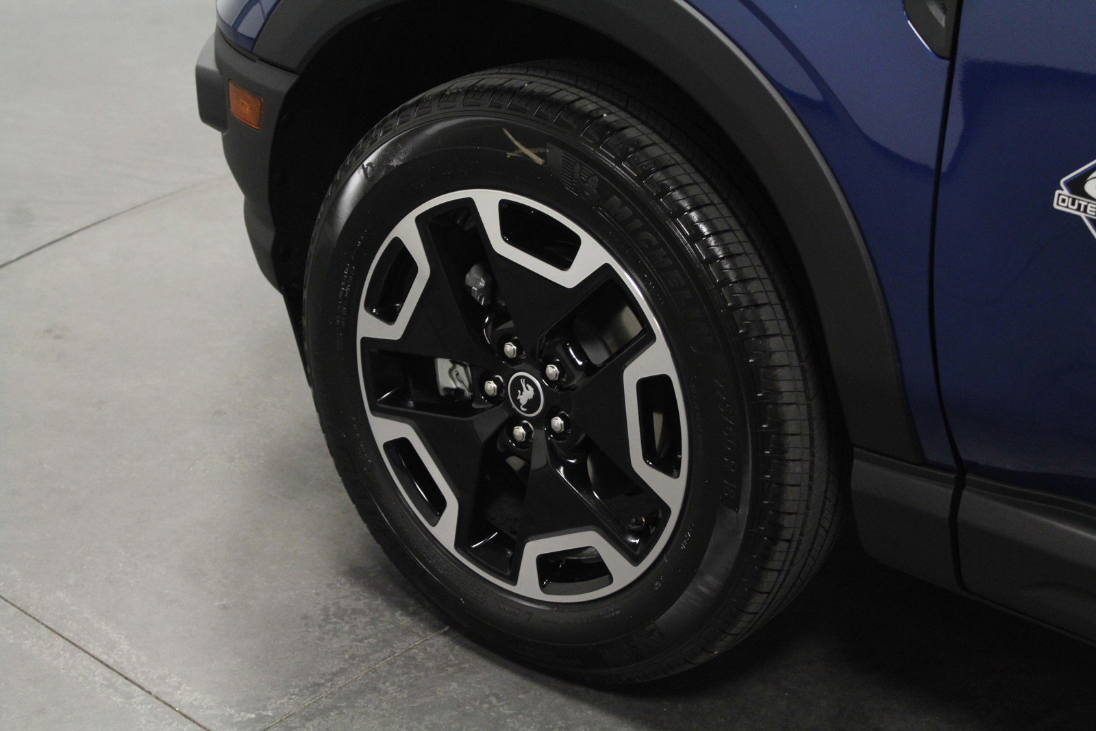 Used 2024 Ford Bronco Sport Outer Banks w/ Tech Package image 10