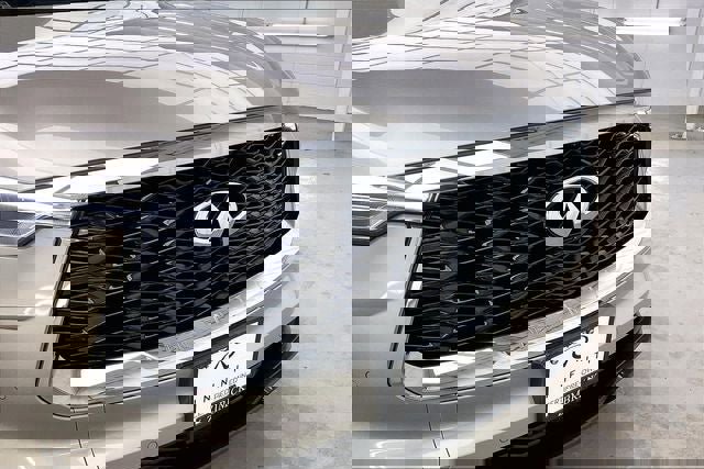 Certified 2025 INFINITI QX60 Luxe w/ Cargo Package AWD/4WD image 32