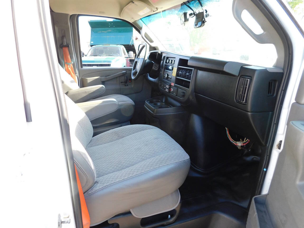 Used 2017 GMC Savana 2500 w/ All Terrain Package RWD image 22