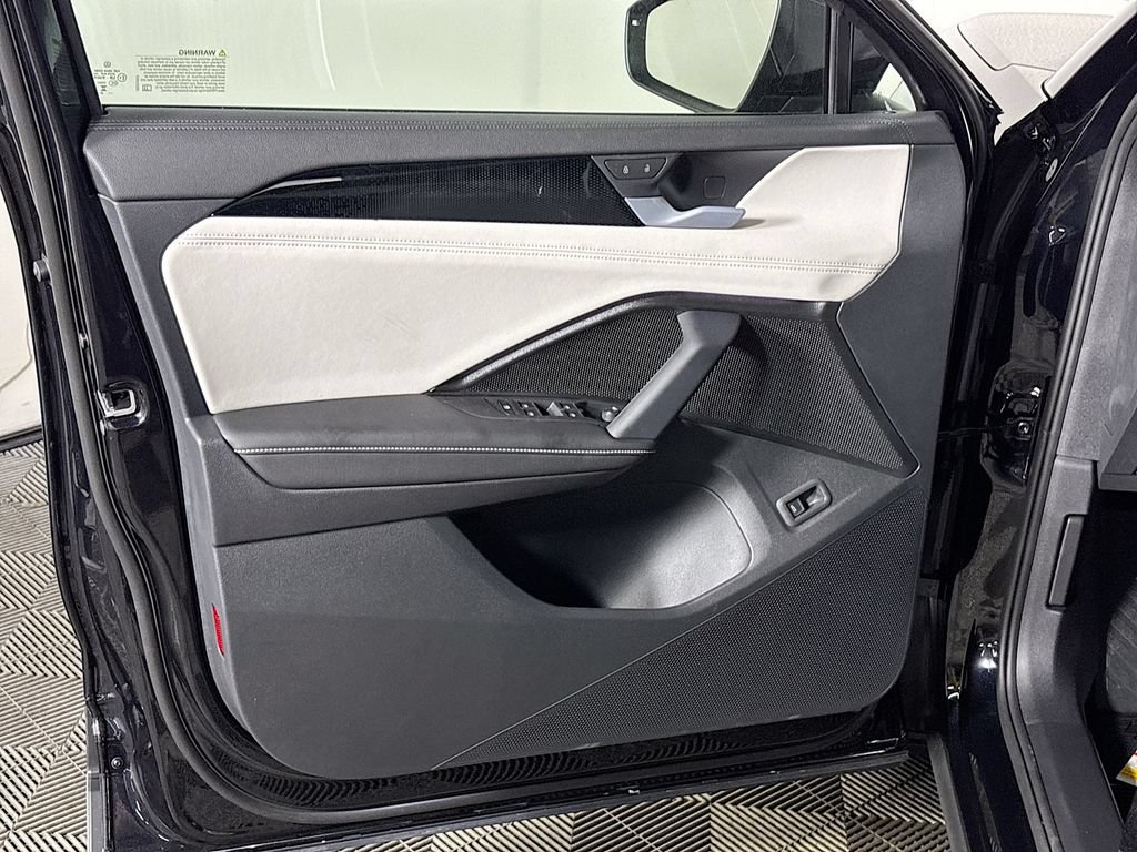 New 2026 Volkswagen Tiguan SE AWD/4WD image 10