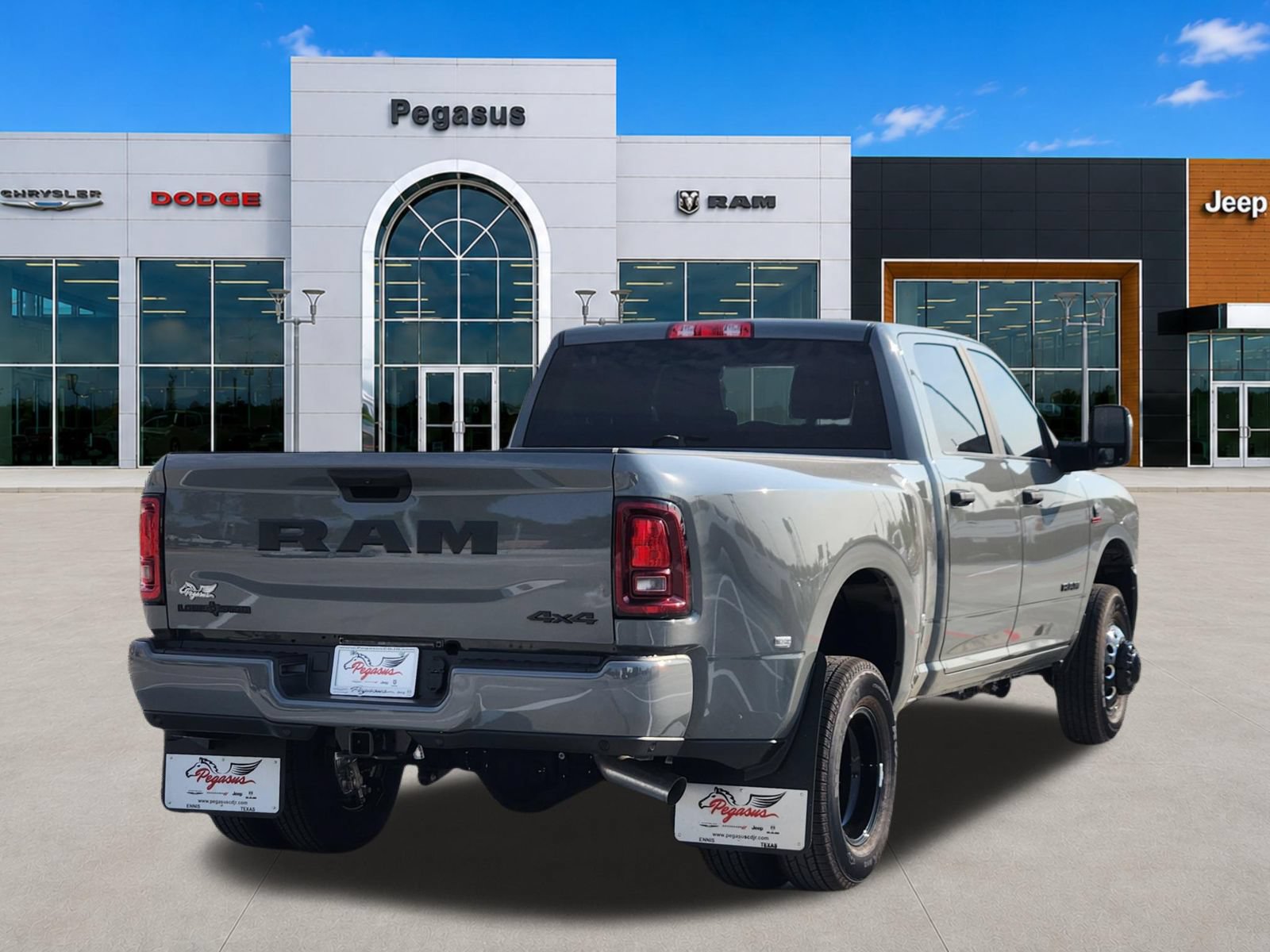 New 2027 RAM 3500 Big Horn AWD/4WD image 5