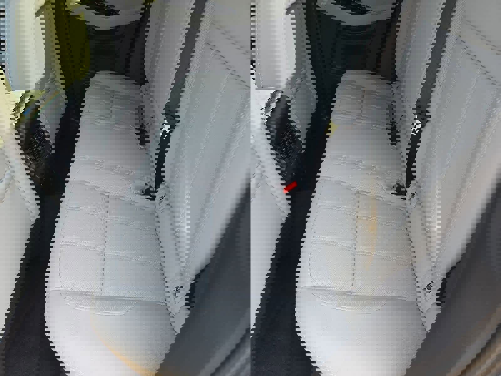 Used 2025 Land Rover Range Rover Evoque S image 19