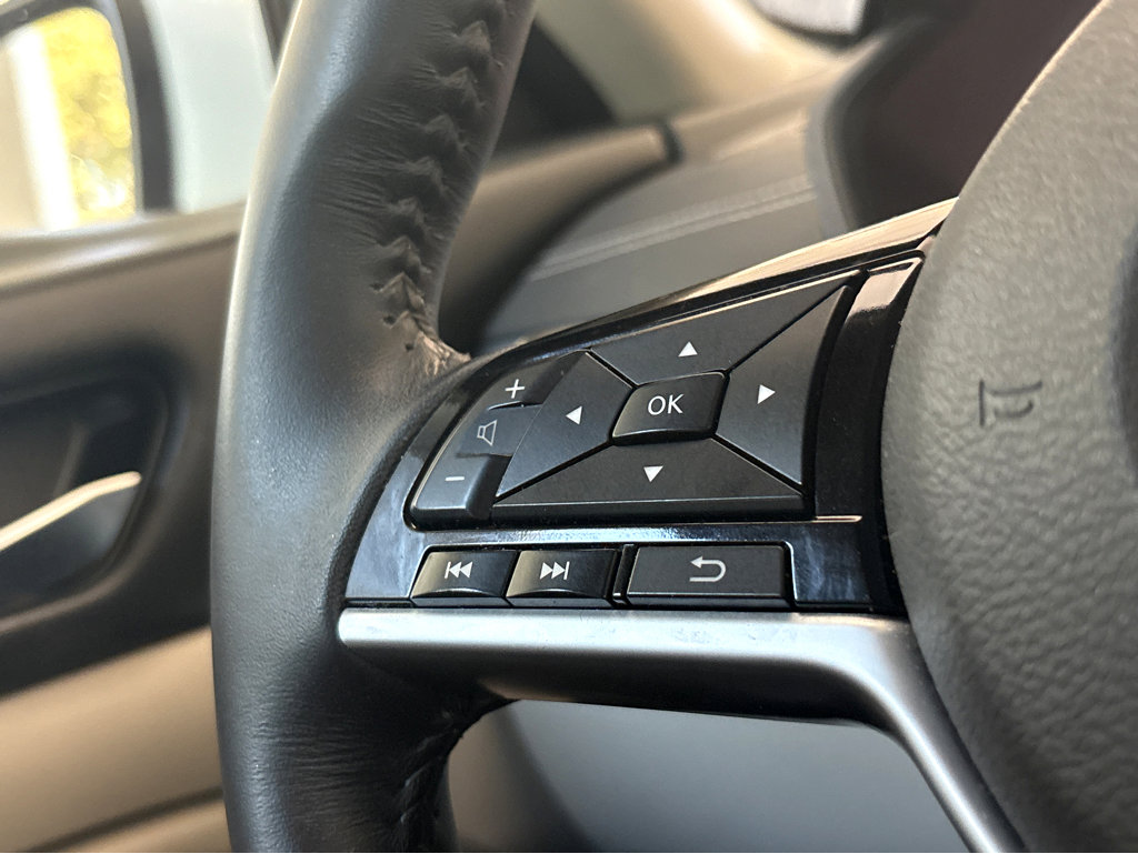 Used 2021 Nissan Altima 2.5 SV w/ SV Premium Package image 11