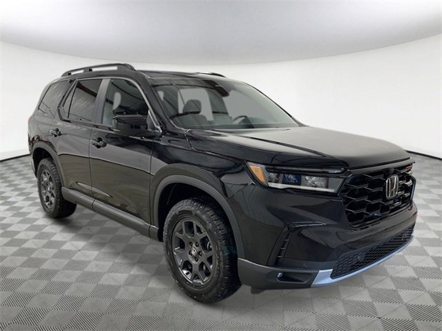 New 2025 Honda Pilot TrailSport image 10