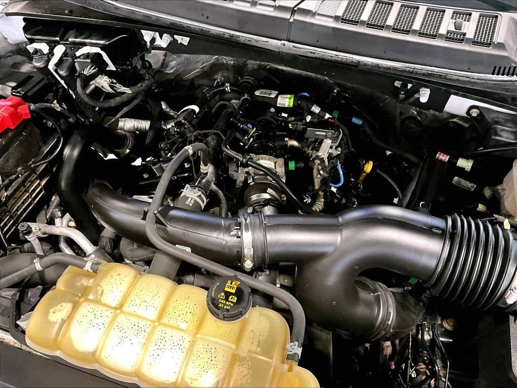 Used 2020 Ford F150 XLT w/ Equipment Group 302A Luxury AWD/4WD image 36