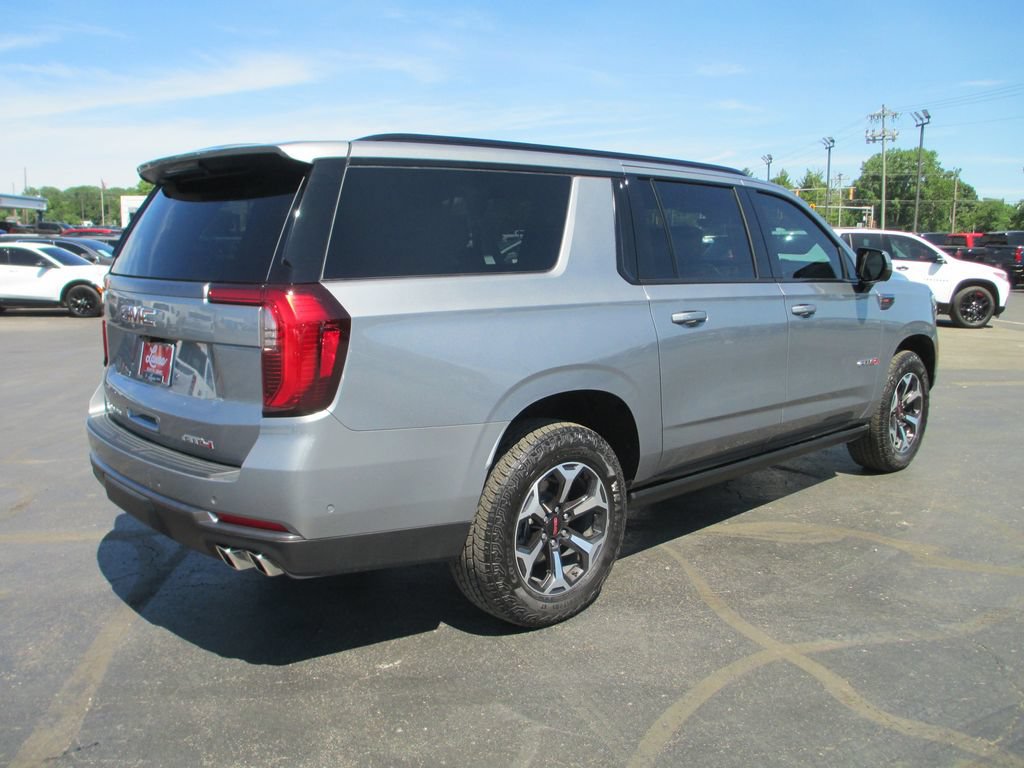Certified 2025 GMC Yukon XL AT4 Ultimate AWD/4WD image 5