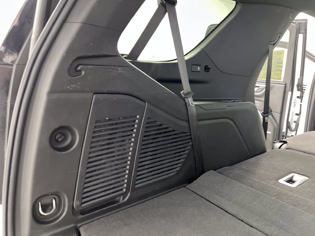 Used 2024 Chevrolet Tahoe Premier AWD/4WD image 44