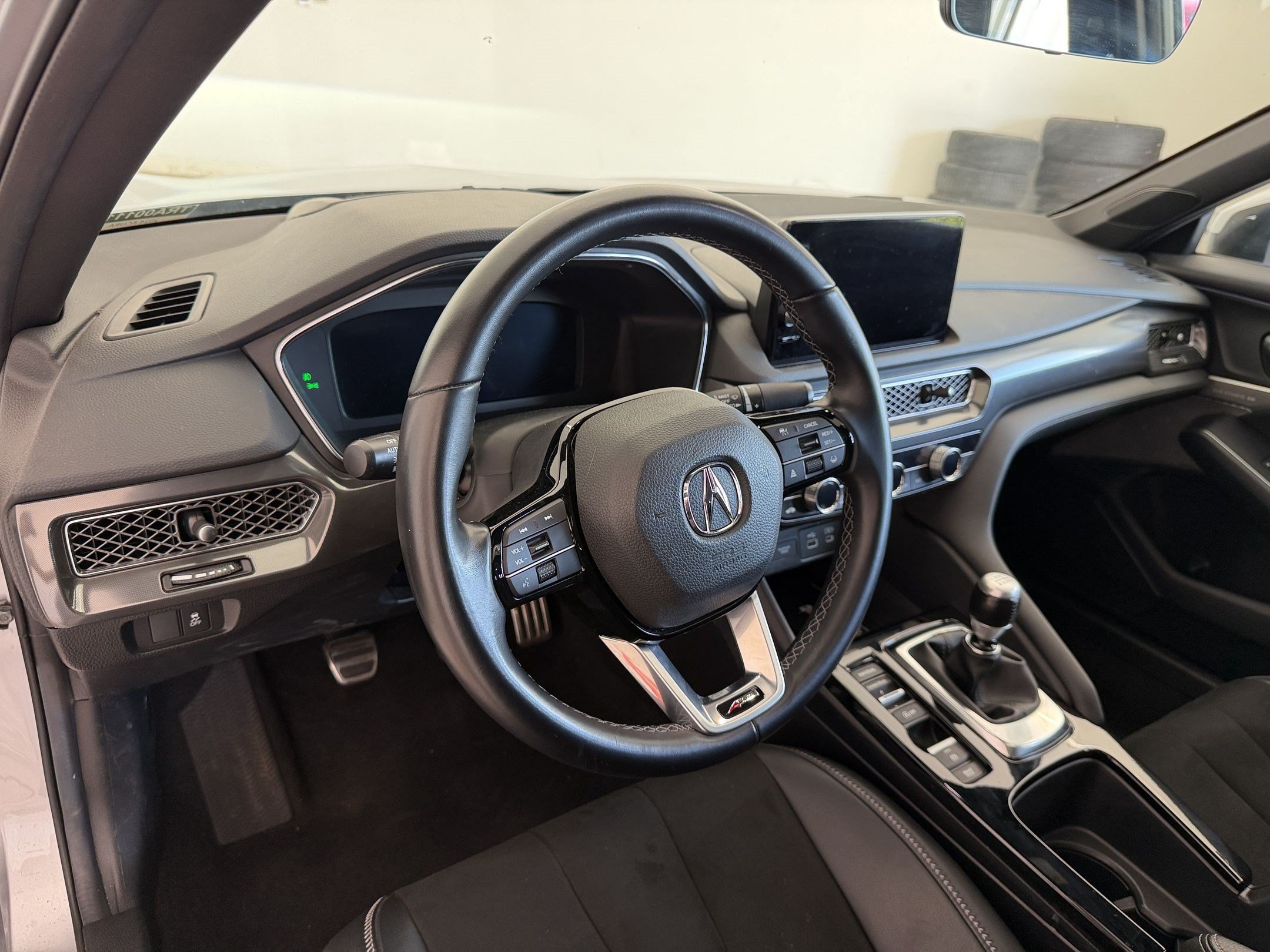 Used 2024 Acura Integra A-Spec w/ Technology Package FWD image 4