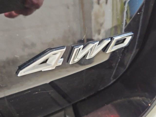 Used 2024 Ford Explorer XLT image 30