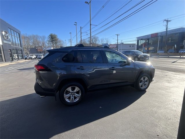Used 2022 Toyota RAV4 XLE image 9