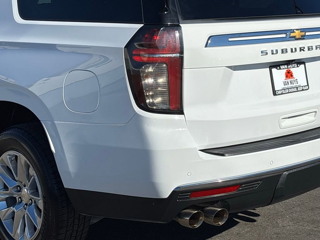 Used 2024 Chevrolet Suburban Premier image 6