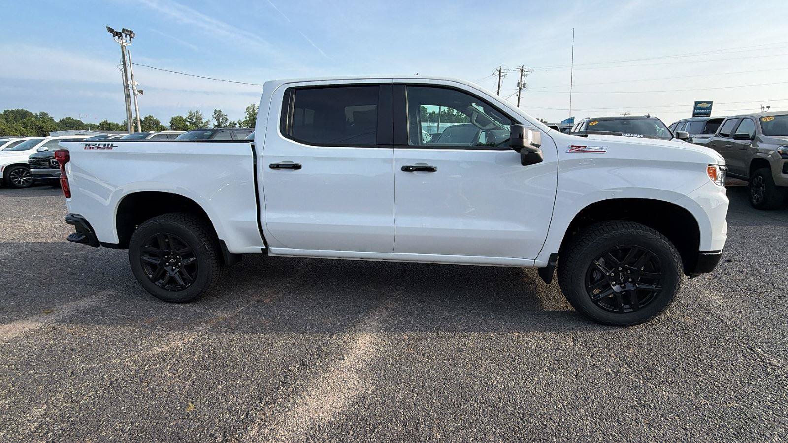 New 2026 Chevrolet Silverado 1500 LT Trail Boss w/ LT Trail Boss Premium Package AWD/4WD image 8