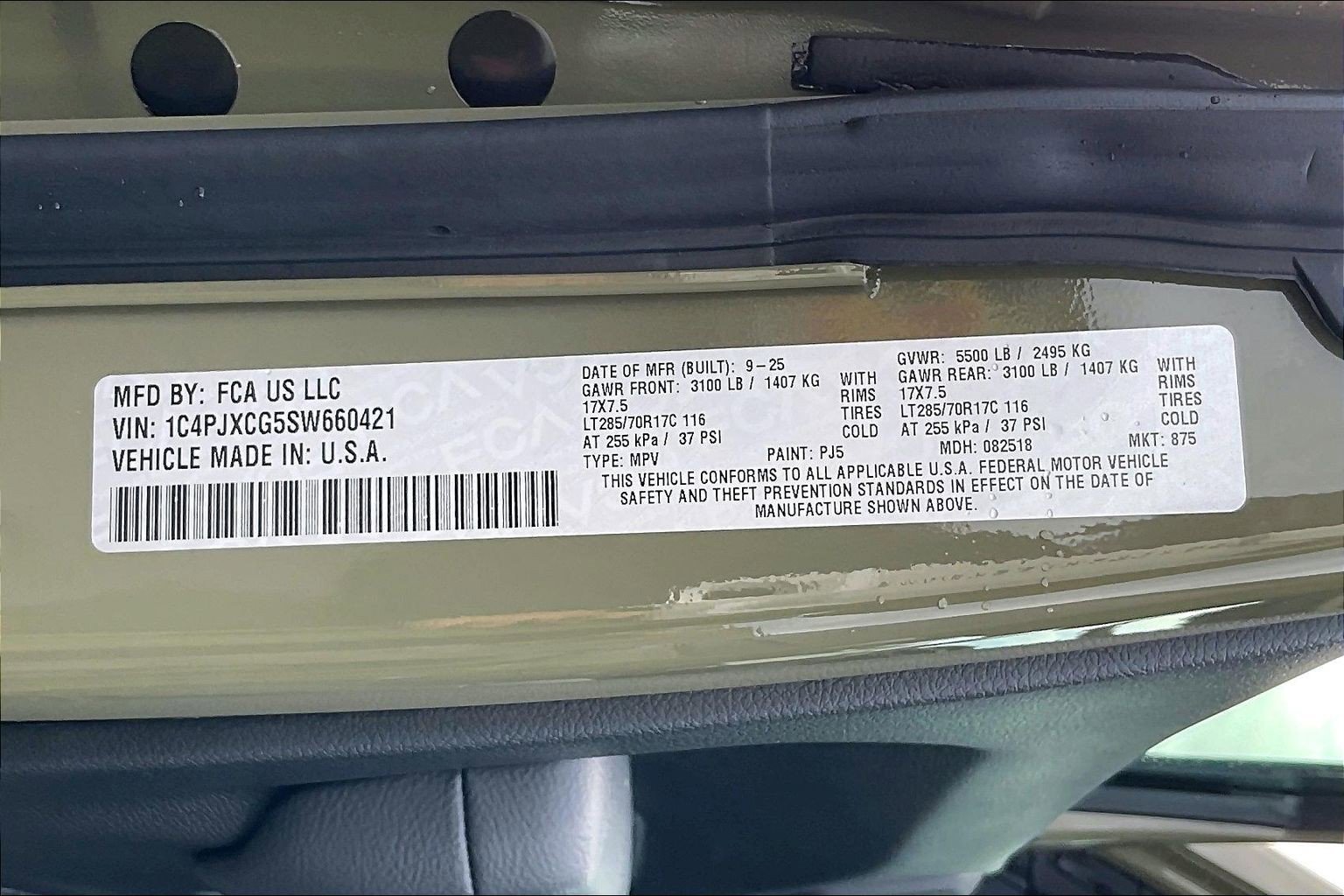 New 2025 Jeep Wrangler Rubicon w/ Steel Bumper Group image 13