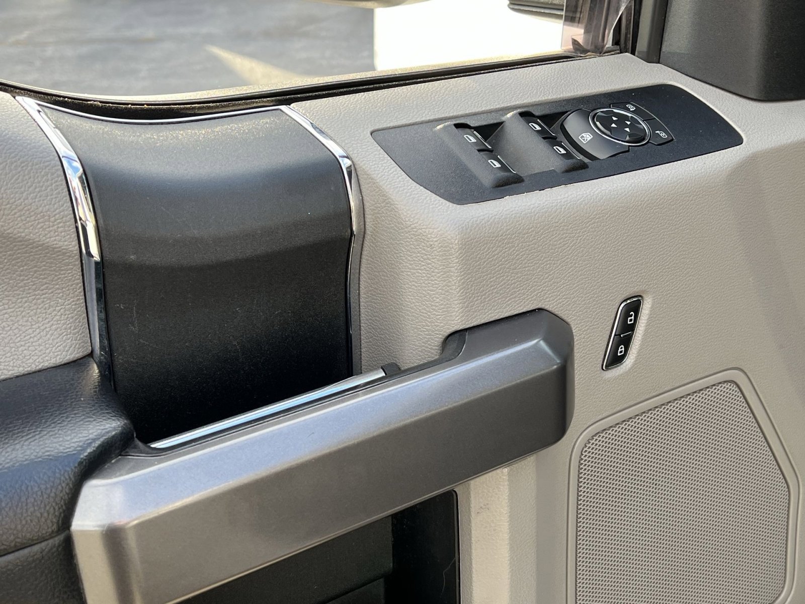 Used 2020 Ford F250 XLT image 14