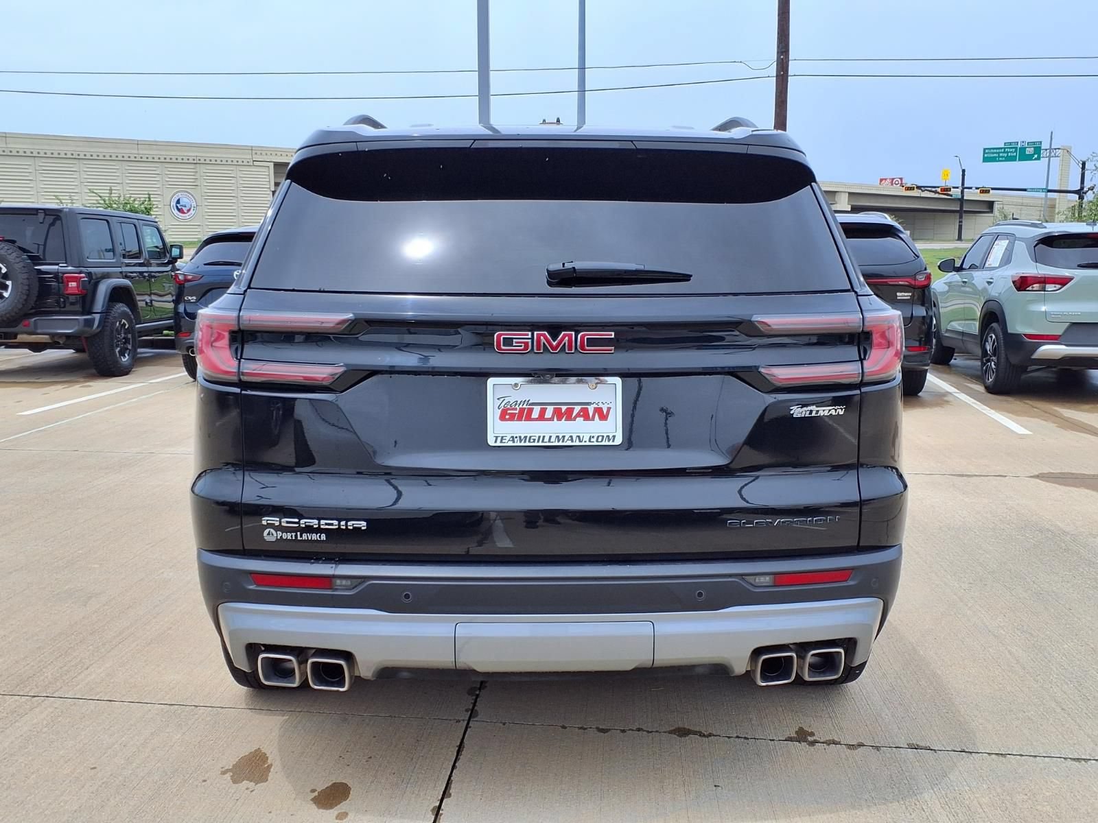 Used 2025 GMC Acadia Elevation w/ Elevation Premium Package FWD image 6