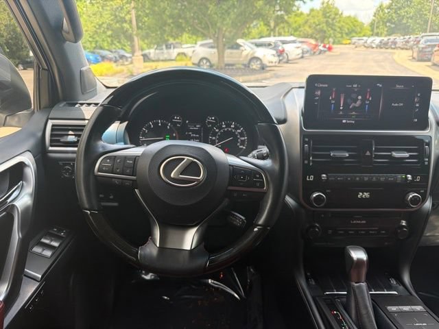 Used 2023 Lexus GX 460 Premium w/ Premium Package AWD/4WD image 15