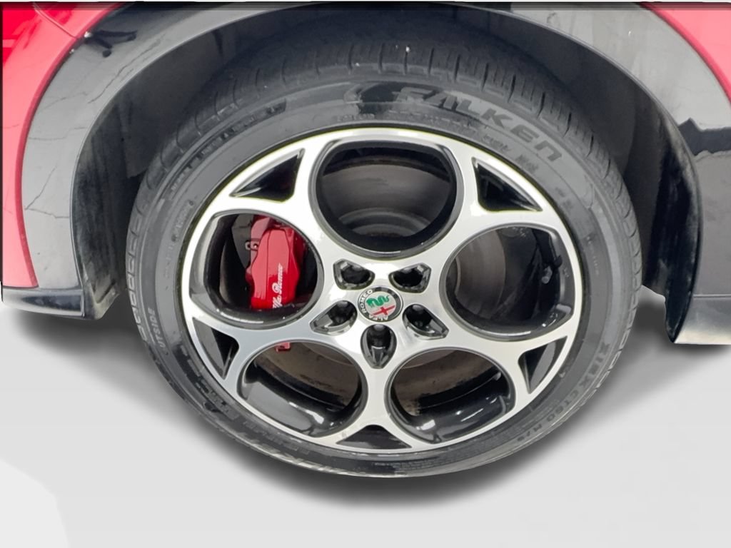 Used 2024 Alfa Romeo Tonale Ti AWD/4WD image 13
