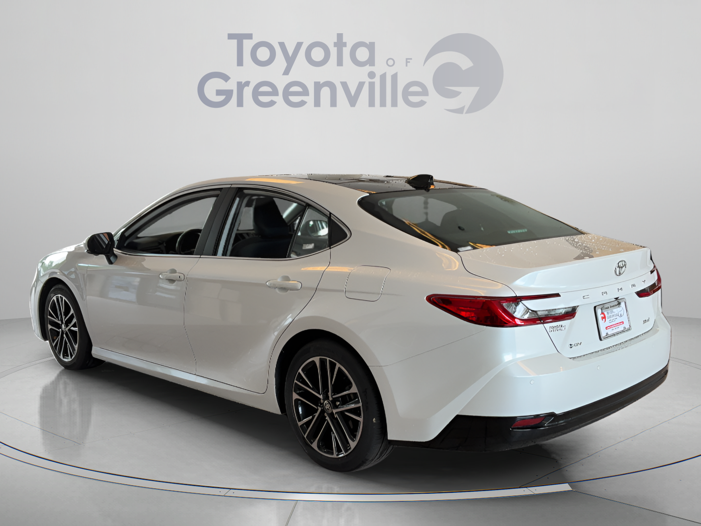 Certified 2025 Toyota Camry XLE w/ Premium Plus Package FWD image 4