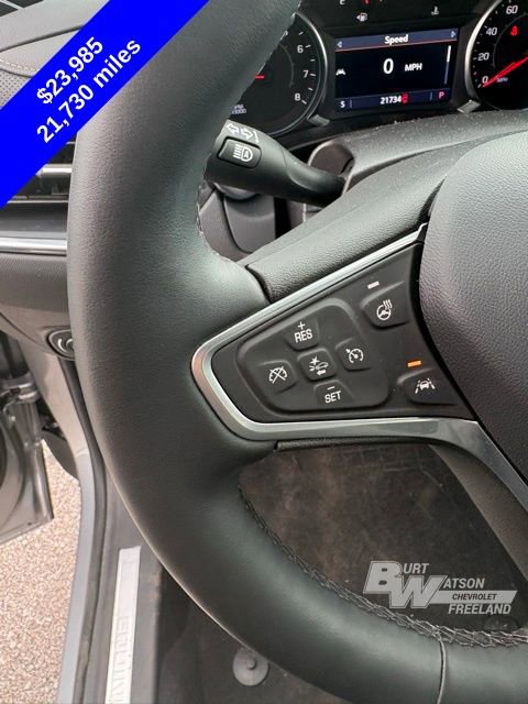 Used 2023 Chevrolet Equinox Premier FWD image 15