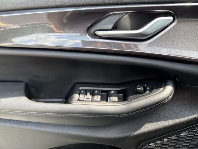 Used 2023 Jeep Grand Cherokee L Laredo AWD/4WD image 6