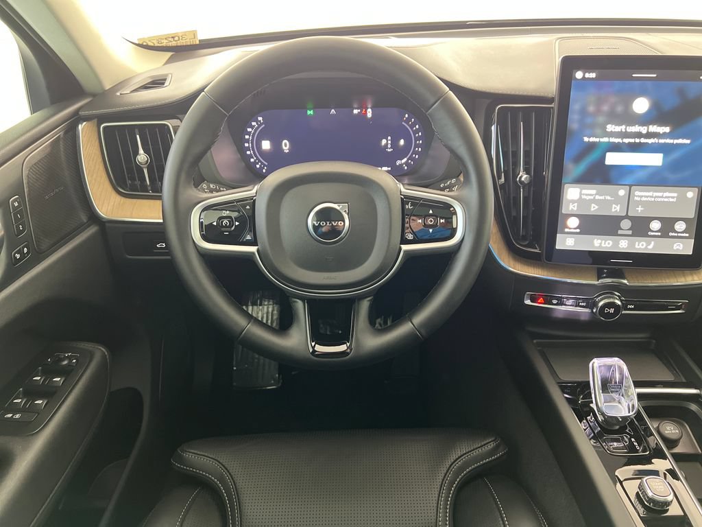 Used 2026 Volvo XC60 B5 Ultra w/ Climate Package AWD/4WD image 16